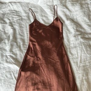 Aritzia Wilfred Midi Dress